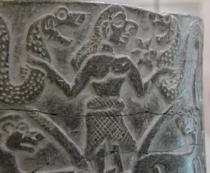 Six-pointed flower-like cross on a chlorite vessel